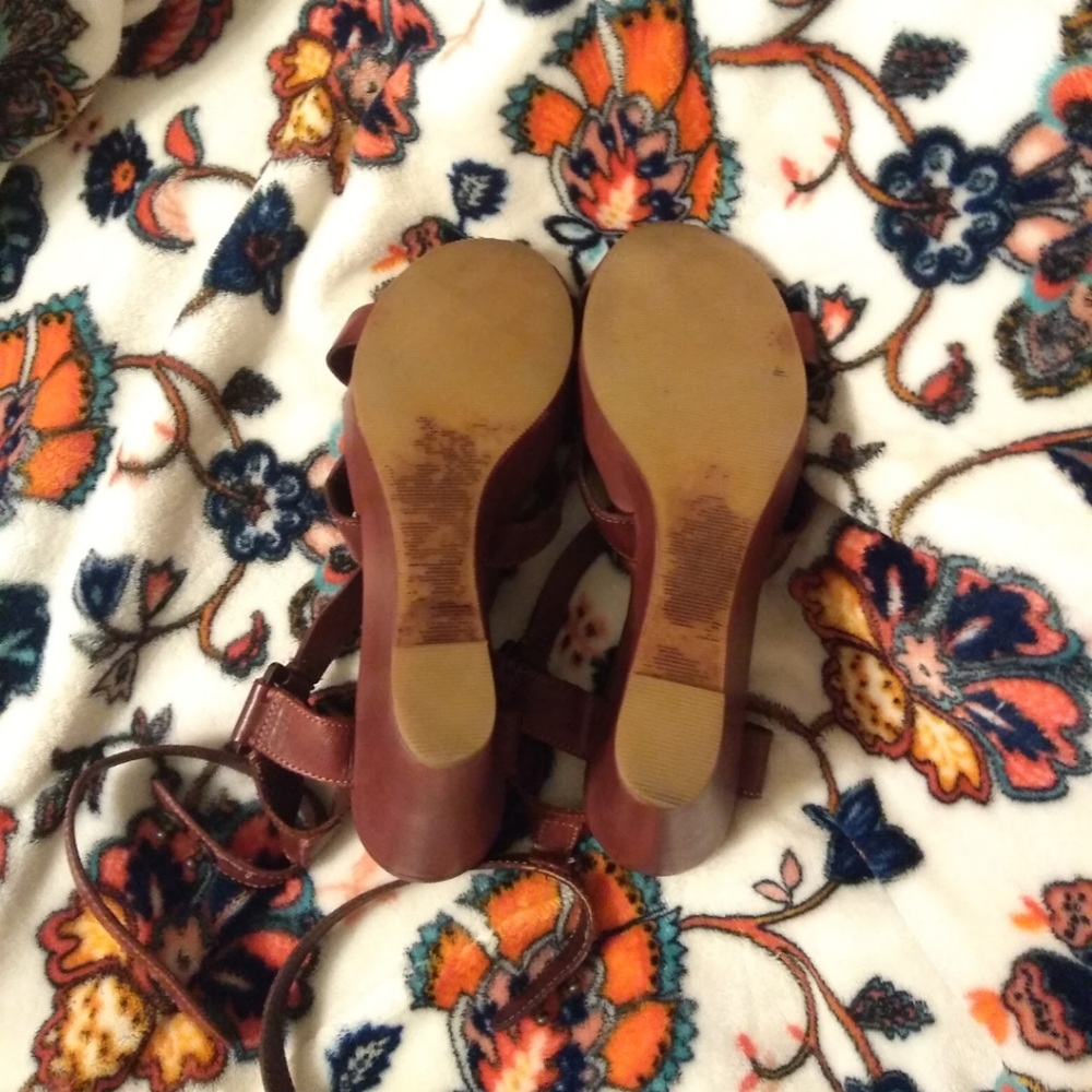 Platform Wedge Sandals - Picture 2 of 7